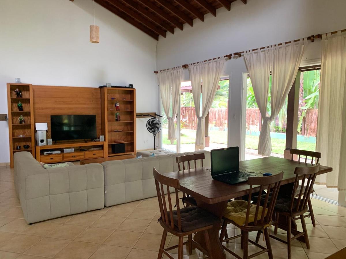 Praia De Itamambuca- Casa Charmosa E Iluminada Ubatuba Ngoại thất bức ảnh